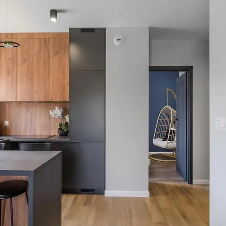 Cozy Retreat For 4 In Warsaw Appartement