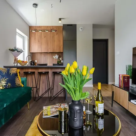 Cozy Retreat For 4 In Warsaw