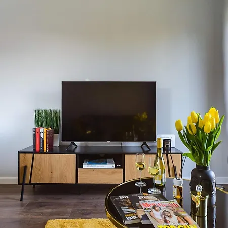 Cozy Retreat For 4 In Warsaw Appartement