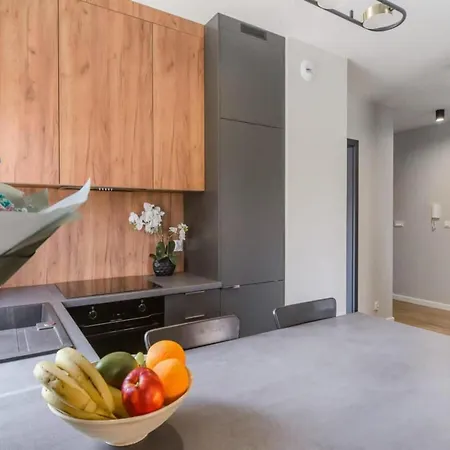 Cozy Retreat For 4 In Warsaw
